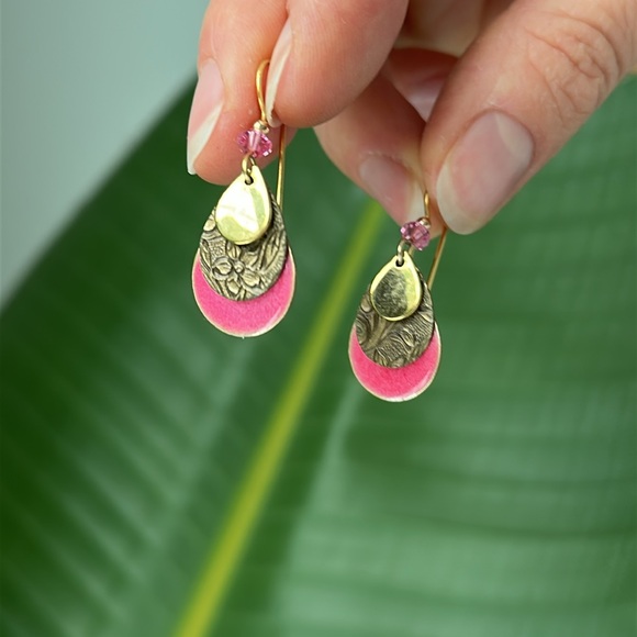 Stunning Gold & Pink Dangle Earrings - Picture 1 of 5